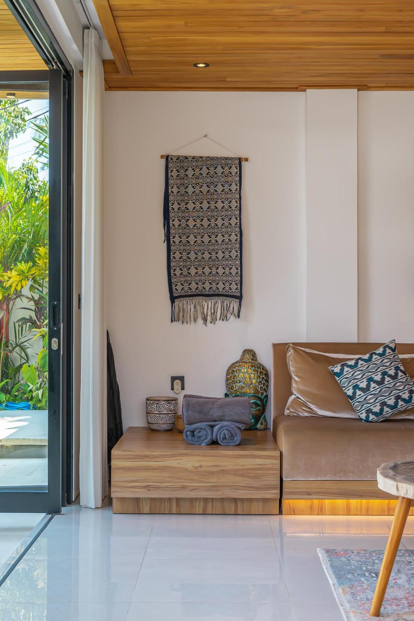 Villa Arunika - Stylish Tropical 2Br Villa Close To Nyanyi Beach! Selemadeg Exterior foto